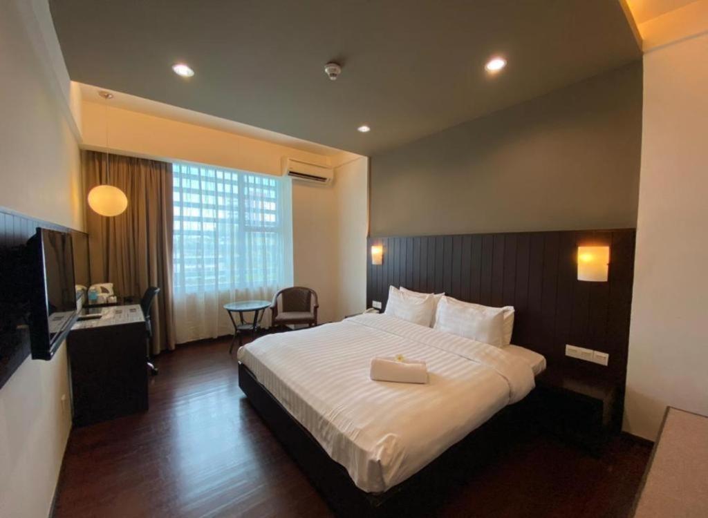 Kemena View Hotel Кучинг Экстерьер фото