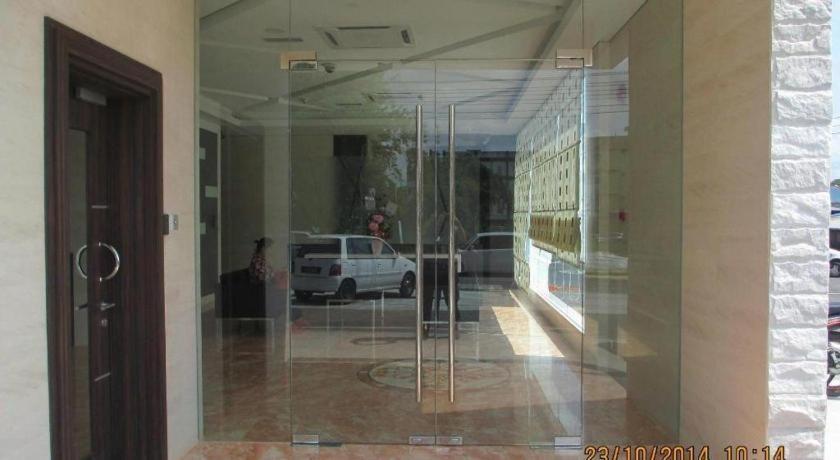 Kemena View Hotel Кучинг Экстерьер фото